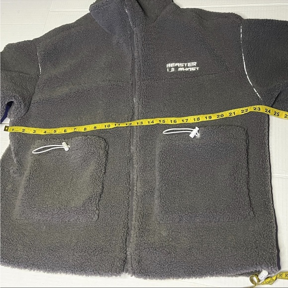 Oversized Embroidered Sherpa Coat - Picture 12 of 16